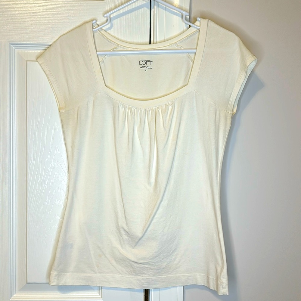 Ann Taylor Loft T-shirt